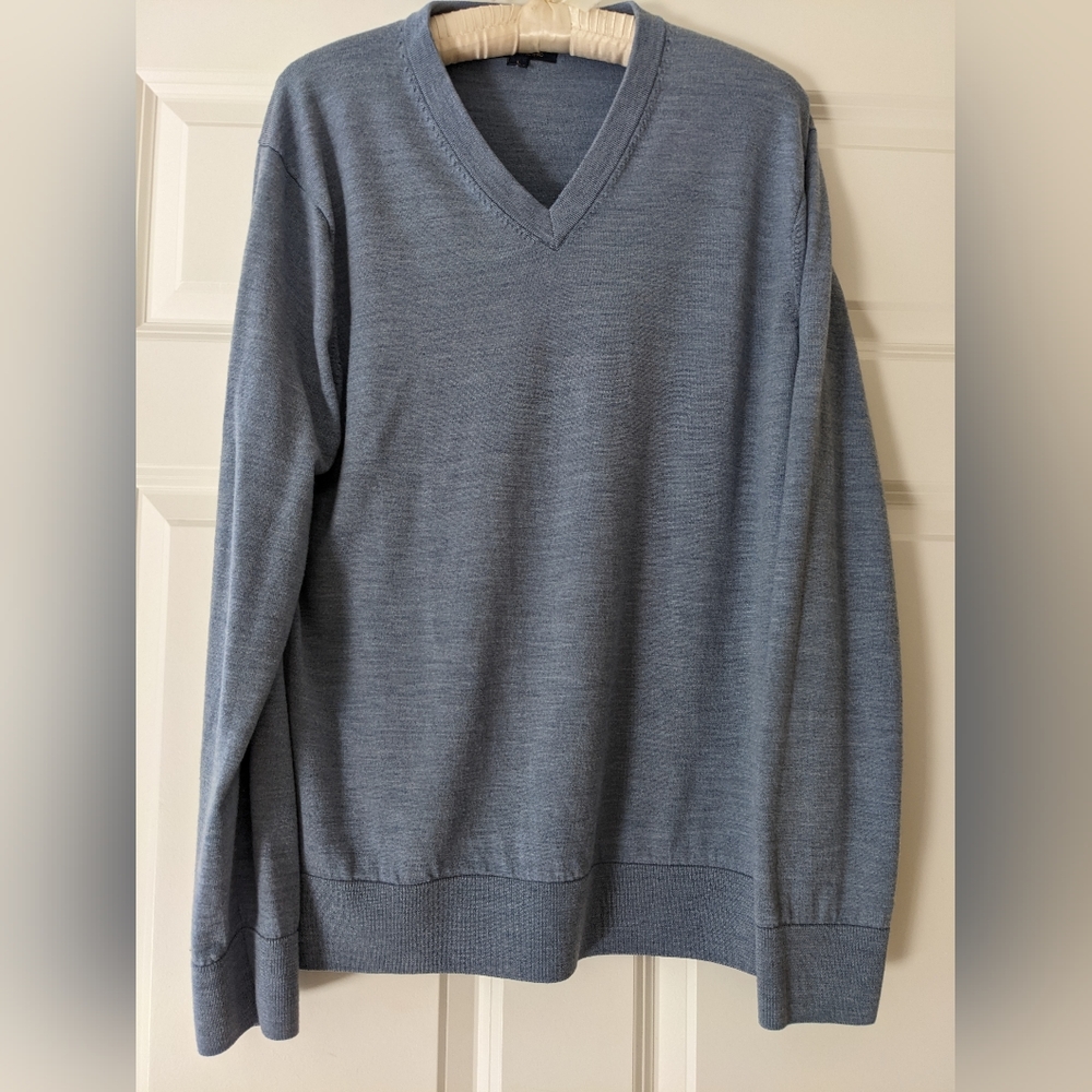 Brooks Brothers Sweater Merino Wool Brookstech V neck Large Preppy
